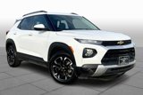 Used 2023 Chevrolet TrailBlazer LT image 2