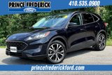 Used 2021 Ford Escape SE w/ SE Sport Appearance Package image 3