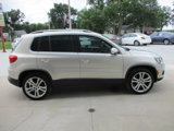 Used 2013 Volkswagen Tiguan SEL image 2