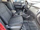 Used 2015 Nissan Rogue SV image 5