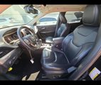 Used 2017 Jeep Cherokee Limited image 3