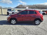 Used 2022 Chevrolet Trax LT w/ LT Convenience Package image 2