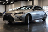 Used 2020 Lexus ES 300h w/ Luxury Package image 3