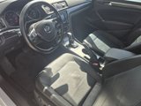 Used 2017 Volkswagen Passat 1.8T SE image 6