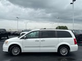 Used 2015 Chrysler Town & Country Touring-L w/ Driver Convenience Group image 6