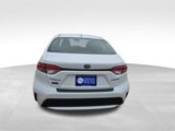 Used 2022 Toyota Corolla LE image 4