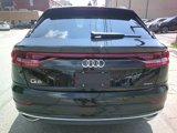 Used 2022 Audi Q8 Premium image 5