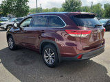 Used 2017 Toyota Highlander XLE image 4
