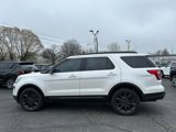 Used 2019 Ford Explorer XLT w/ Equipment Group 202A image 6
