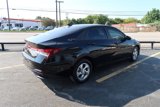Used 2021 Hyundai Elantra SE image 3
