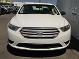 Used 2016 Ford Taurus SE image 2