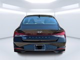 Used 2023 Hyundai Elantra SEL w/ Convenience Package image 4