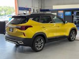 Used 2023 Kia Seltos S w/ Navigation Package image 5