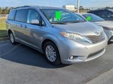 Used 2012 Toyota Sienna XLE image 2