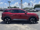 Used 2025 Nissan Kicks SR image 2