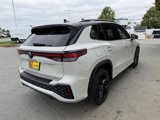 New 2025 Volkswagen Tiguan SE R-Line image 6