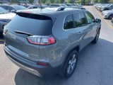 Used 2019 Jeep Cherokee Limited image 5
