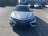 Used 2022 Toyota Camry SE image 3
