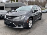 Used 2018 Chrysler Pacifica Touring-L image 3