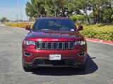 Used 2019 Jeep Grand Cherokee Laredo image 3