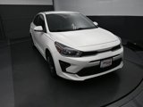 Used 2022 Kia Rio LX image 4