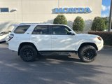Used 2016 Toyota 4Runner SR5 image 2