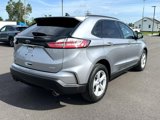 Used 2020 Ford Edge SE image 3