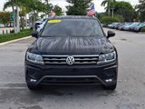 Used 2019 Volkswagen Tiguan SEL image 2