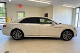 Used 2017 Lincoln Continental Select w/ Climate Package image 3