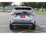 Used 2023 Ford Edge Titanium image 4
