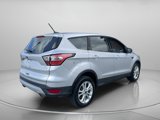 Used 2017 Ford Escape SE image 3
