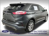 Certified 2019 Ford Edge Titanium image 3
