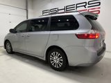 Used 2018 Toyota Sienna XLE image 2