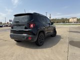 Used 2018 Jeep Renegade Altitude image 3