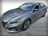 Used 2024 Nissan Altima 2.5 SV image 3