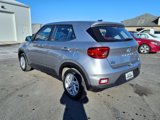 Used 2024 Hyundai Venue SE image 4