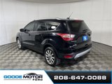 Used 2017 Ford Escape Titanium image 4