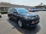 Used 2017 Toyota Highlander Limited image 4