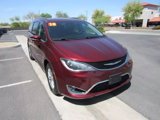 Used 2018 Chrysler Pacifica Touring-L image 4