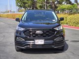 Used 2024 Ford Edge SE w/ Black Appearance Package image 3