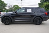 Used 2023 Ford Explorer XLT image 6
