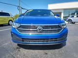 Used 2024 Volkswagen Jetta SE image 3