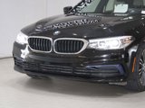 Used 2020 BMW 530e w/ Premium Package image 2