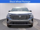 New 2025 Volkswagen Atlas SE image 2