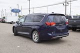 Used 2017 Chrysler Pacifica Touring-L Plus image 3