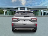 Used 2022 Ford Escape SE image 4
