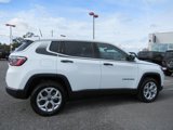 Used 2025 Jeep Compass Sport w/ Mopar Graphics Package image 6