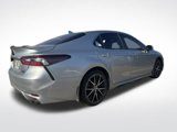 Used 2024 Toyota Camry SE image 4