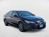 Used 2017 Toyota Camry SE image 3