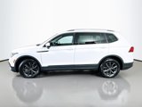 Used 2022 Volkswagen Tiguan SE image 4